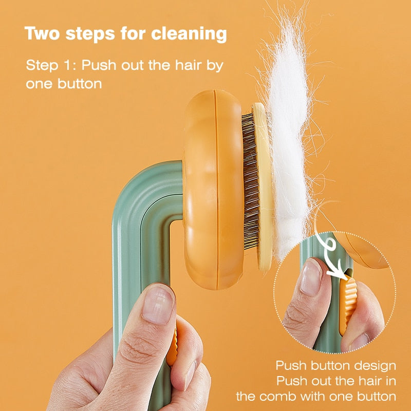 Self-cleaning brush for changing the coat